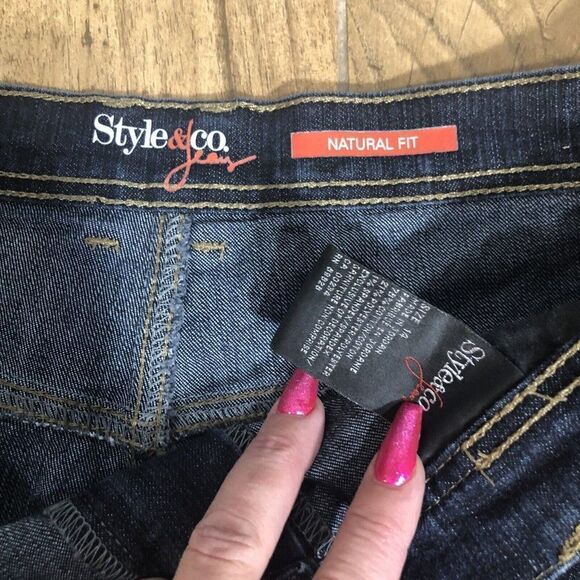 Style & Co Jeans Cropped Natural Fit 14 Dark Wash Stretch Comfort Chic High Rise - Picture 4 of 9